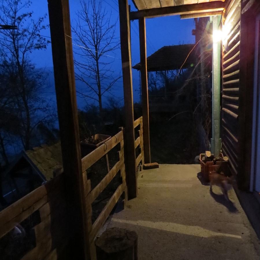 Golubinje Chalet Ljubicine Kolibe מראה חיצוני תמונה
